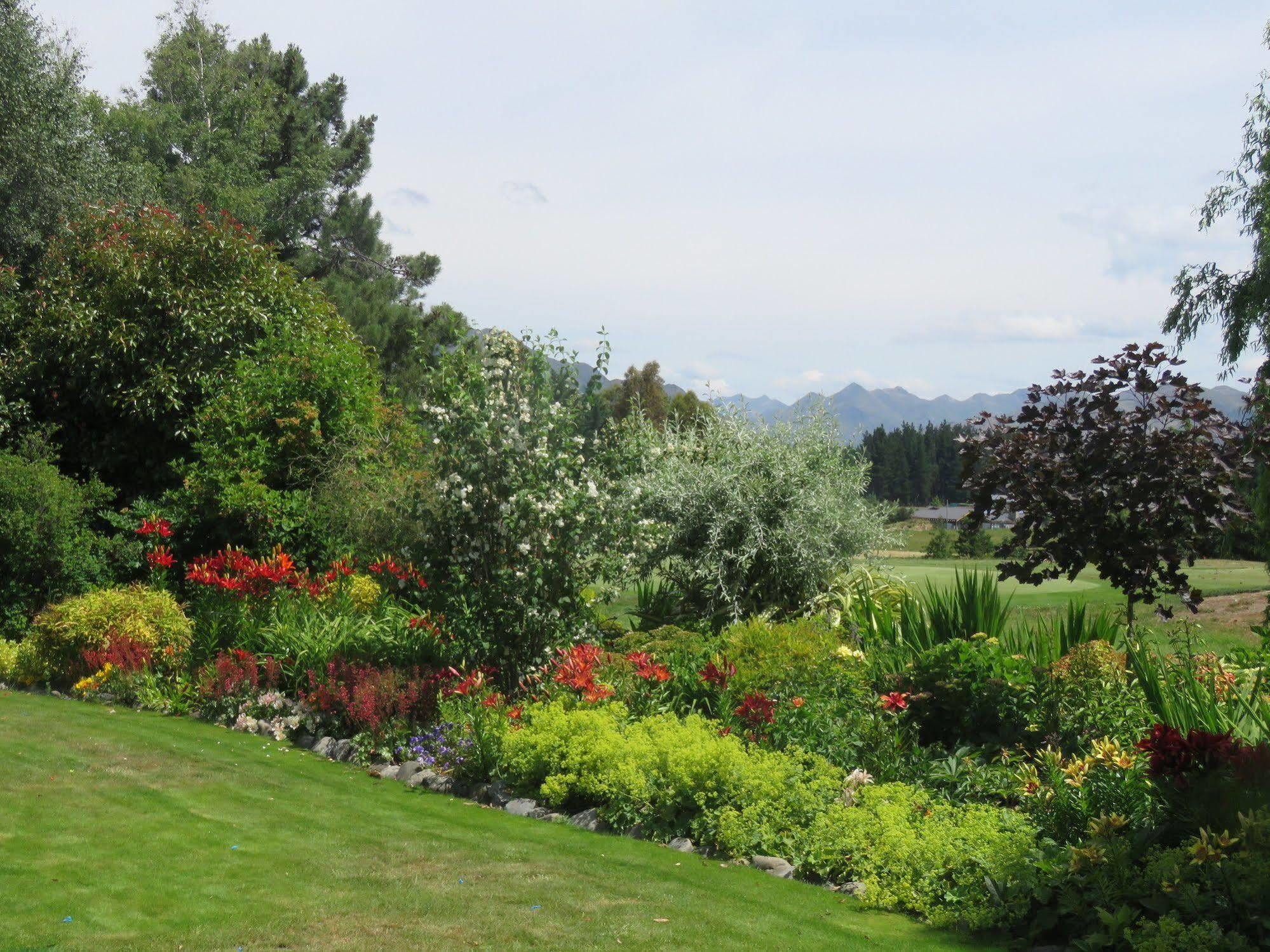 Bed and Breakfast Marchmont Gardens Ханмер-Спрингс Экстерьер фото
